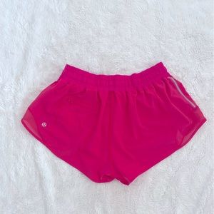 LULULEMON | Hotty Hot Short 2.5”